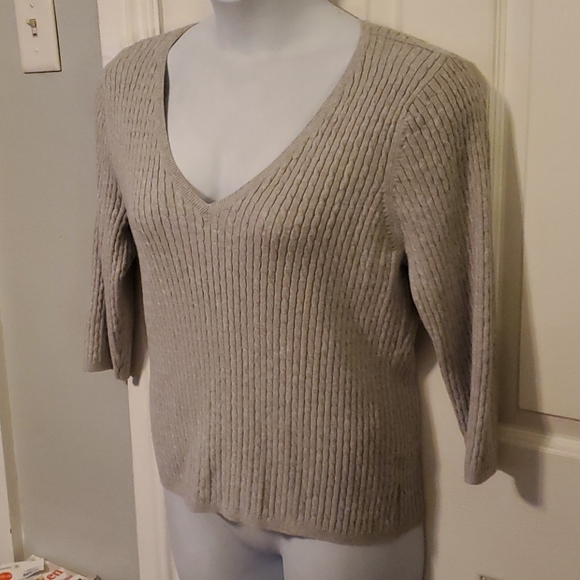 *Pria Ribbed Sweater - Picture 3 of 7